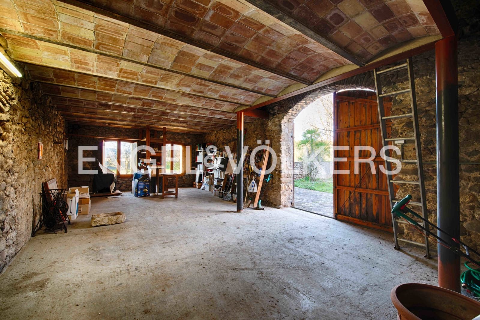 4 bedroom Townhouse for sale in Cabanelles - € 695,000 (Ref: 9005613)
