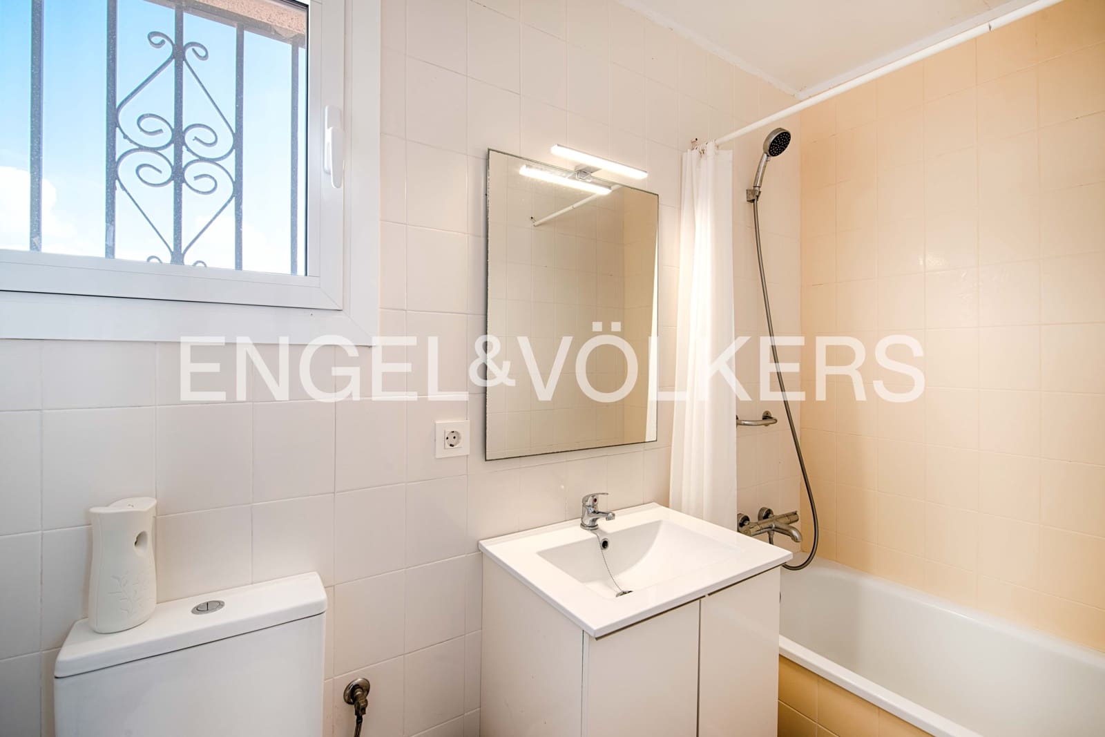 3 makuuhuone Huoneisto myytävänä paikassa Empuriabrava mukana 
autotalli - 395 000 € (Ref: 9005617)