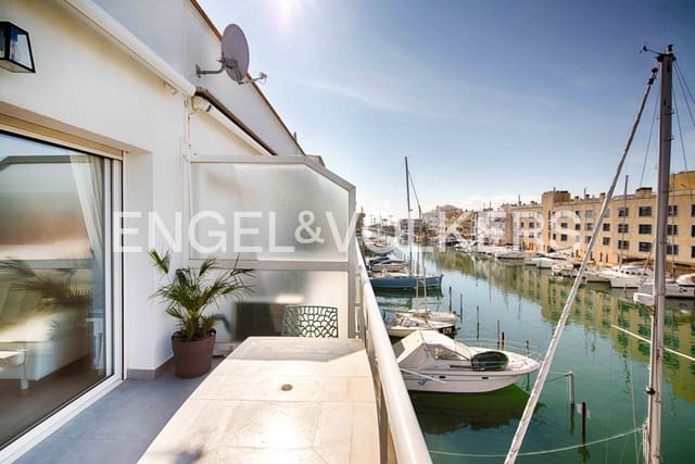 3 Zimmer Apartment zu verkaufen in Empuriabrava, Castelló d'Empúries mit Garage - 395.000 € (Ref: 9005617)