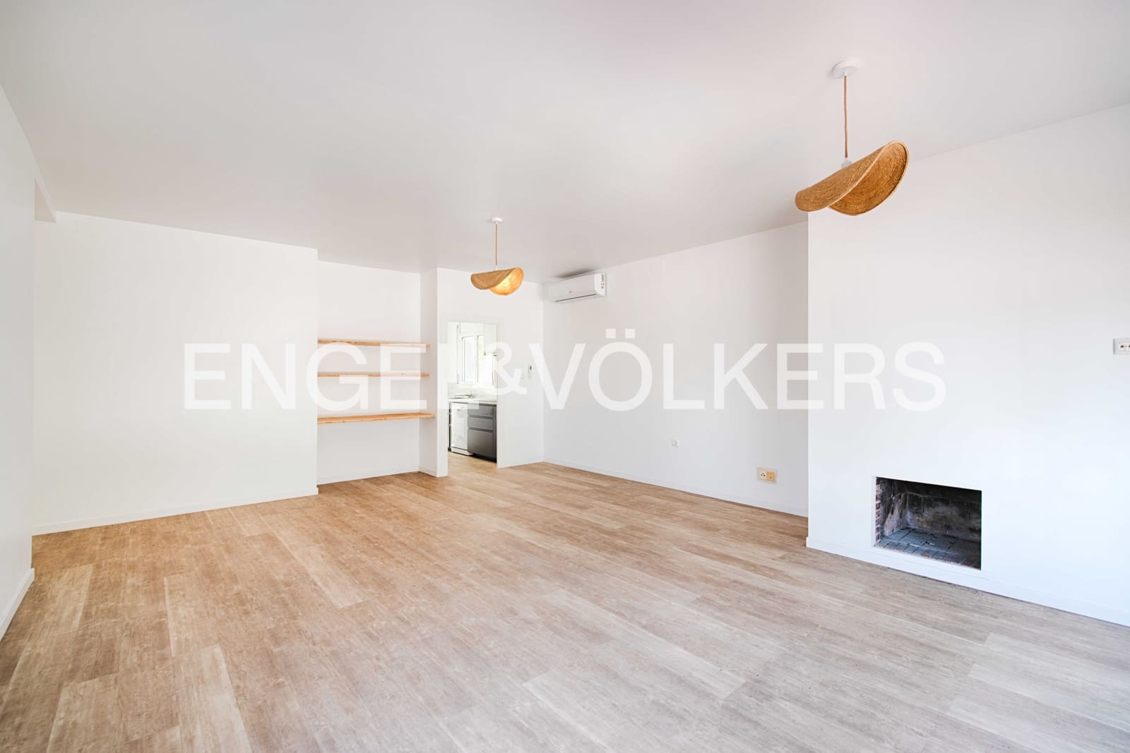 3 makuuhuone Huvila myytävänä paikassa El Port de la Selva mukana uima-altaan 
autotalli - 575 000 € (Ref: 9005619)