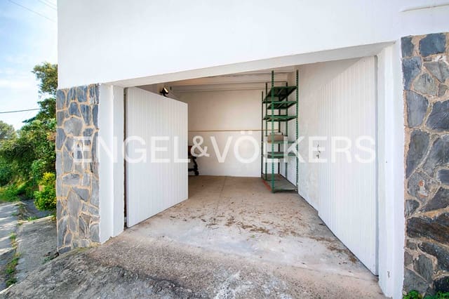 3 soveværelse Villa til salg i El Port de la Selva med swimmingpool garage - € 575.000 (Ref: 9005619)