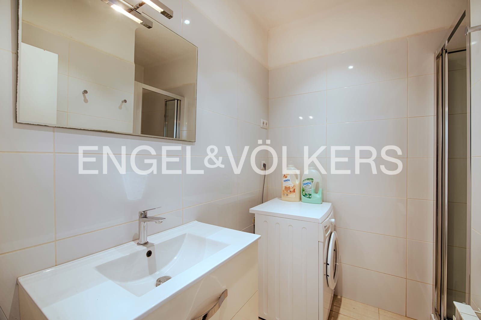 2 soveværelse Rækkehus til salg i Empuriabrava med garage - € 280.000 (Ref: 9005620)