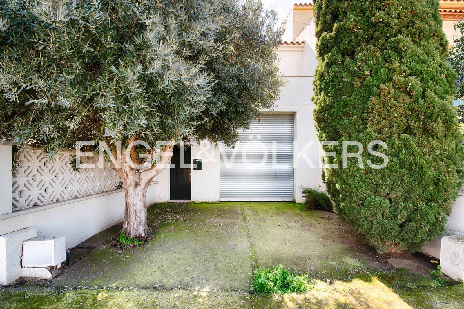 2 soveværelse Rækkehus til salg i Empuriabrava med garage - € 280.000 (Ref: 9005620)