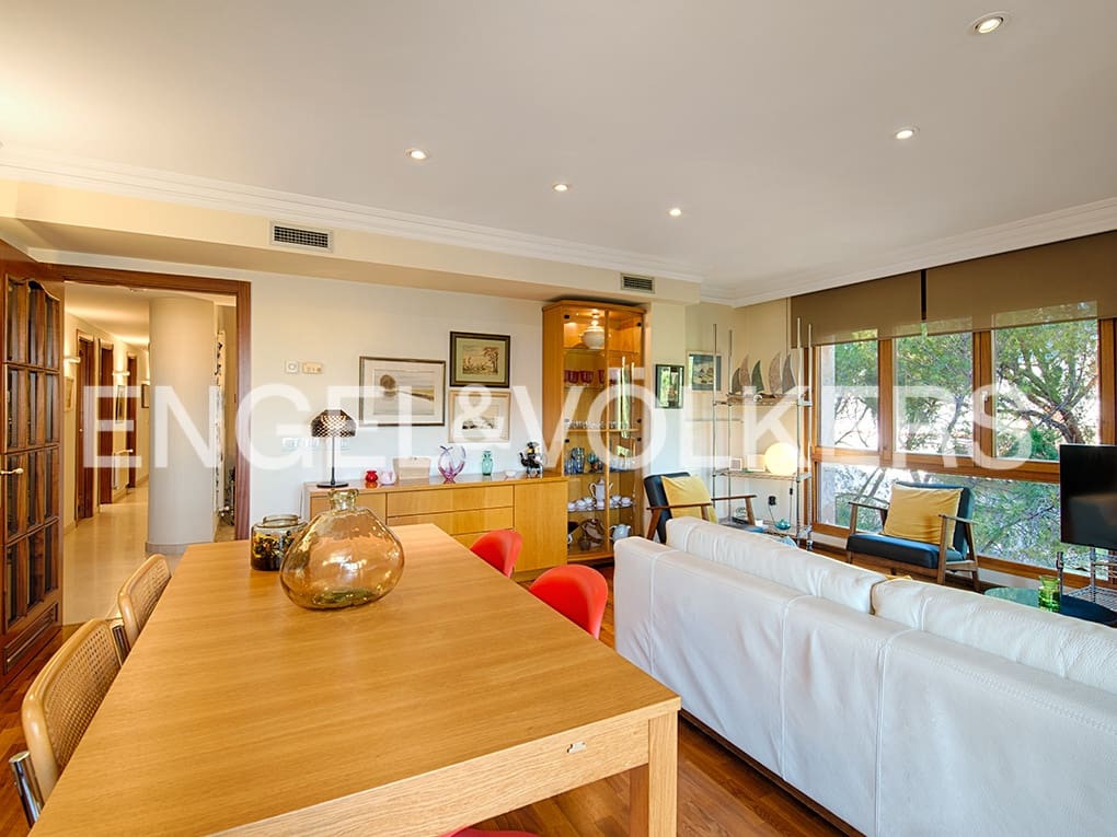 4 soveværelse Lejlighed til salg i Figueres med garage - € 319.000 (Ref: 9005626)