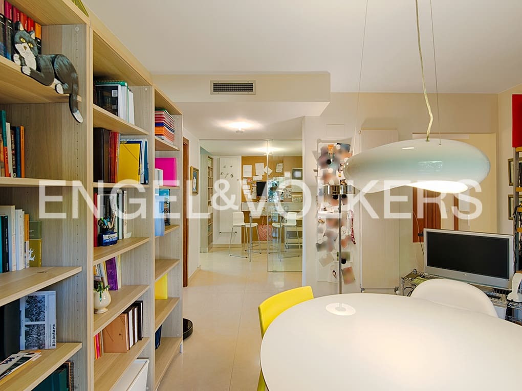 4 soveværelse Lejlighed til salg i Figueres med garage - € 319.000 (Ref: 9005626)