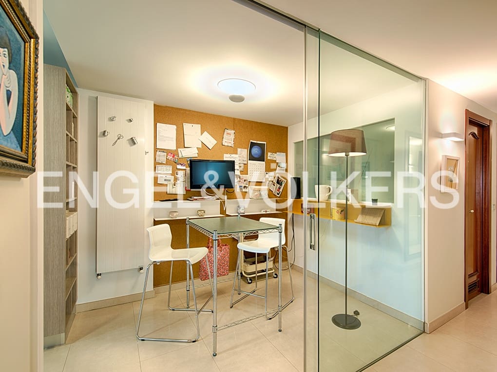 4 soveværelse Lejlighed til salg i Figueres med garage - € 319.000 (Ref: 9005626)