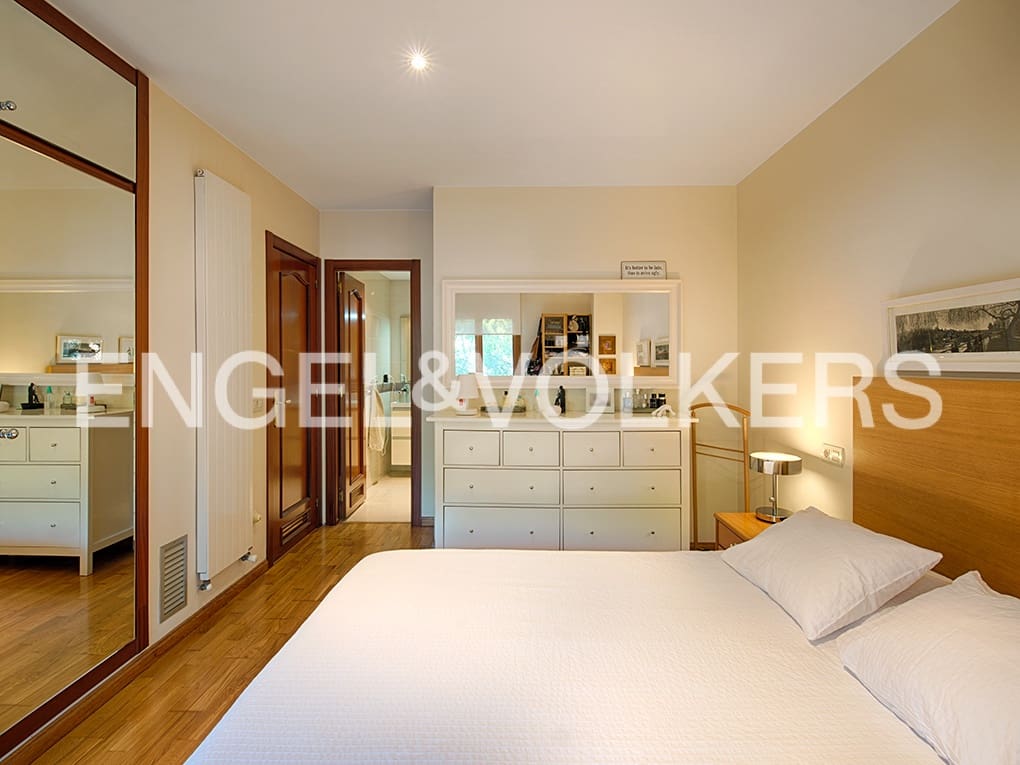 4 soveværelse Lejlighed til salg i Figueres med garage - € 319.000 (Ref: 9005626)