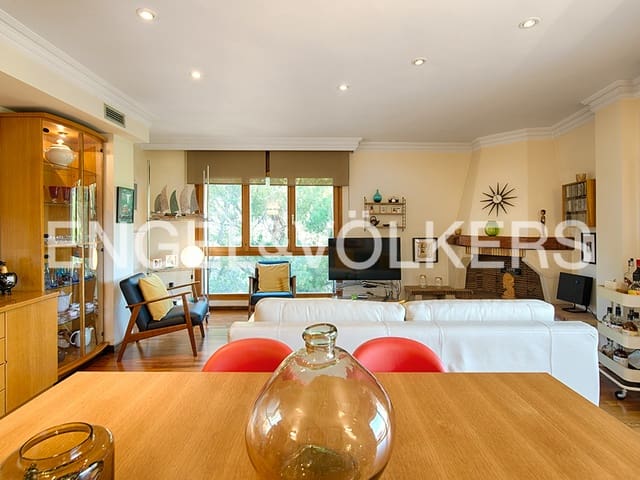 Apartamento de 4 habitaciones en Figueres en venta con garaje - 319.000 € (Ref: 9005626)