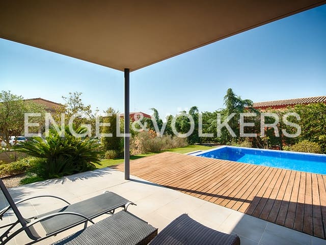 4 bedroom Villa for sale in Peralada with pool garage - € 1,365,000 (Ref: 9005627)