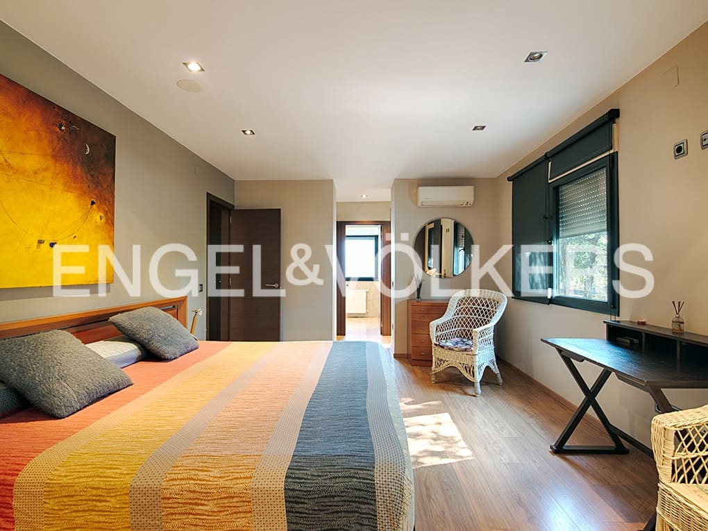 4 soverom Villa til salgs i Peralada med svømmebasseng garasje - € 1 365 000 (Ref: 9005627)