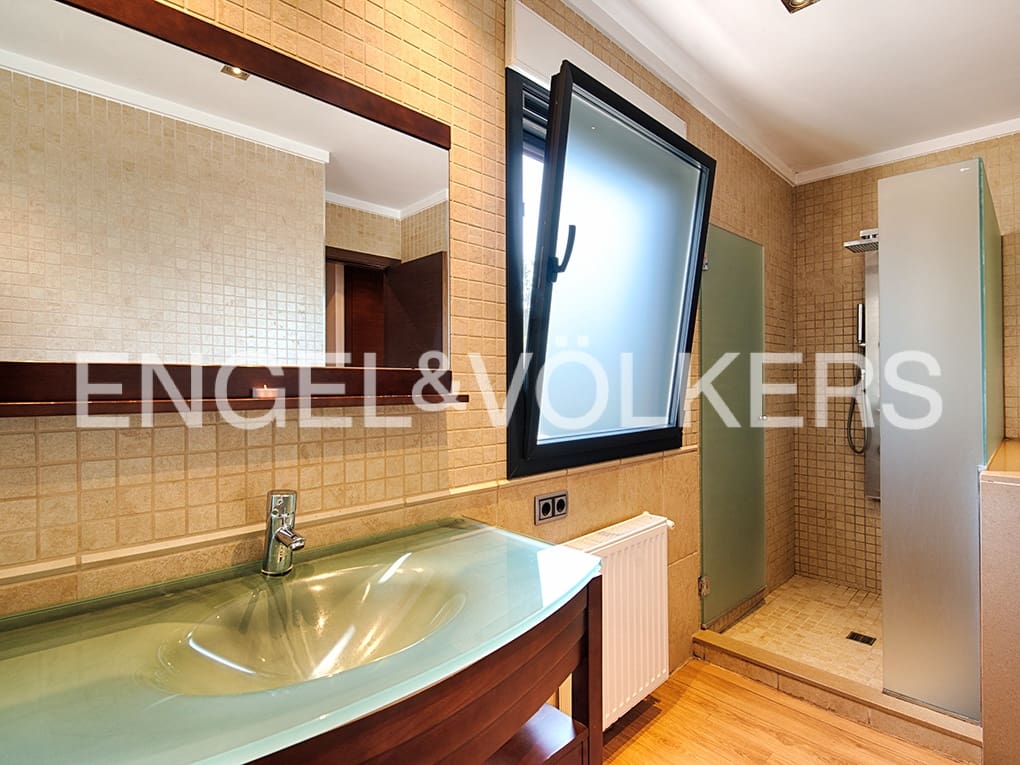 4 soverom Villa til salgs i Peralada med svømmebasseng garasje - € 1 365 000 (Ref: 9005627)