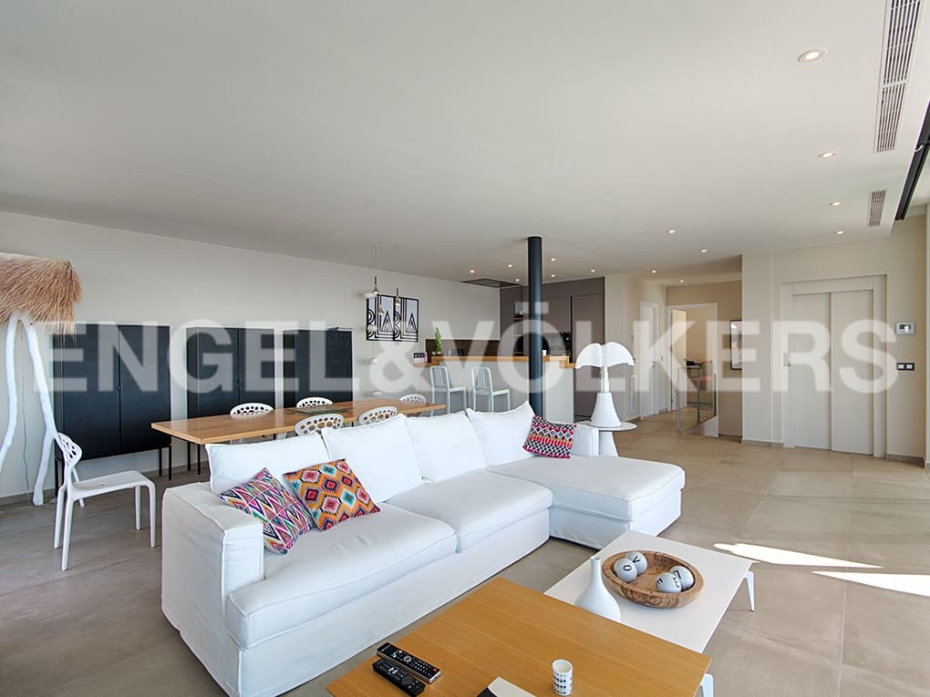 4 soveværelse Villa til salg i Roses med swimmingpool garage - € 1.790.000 (Ref: 9005628)