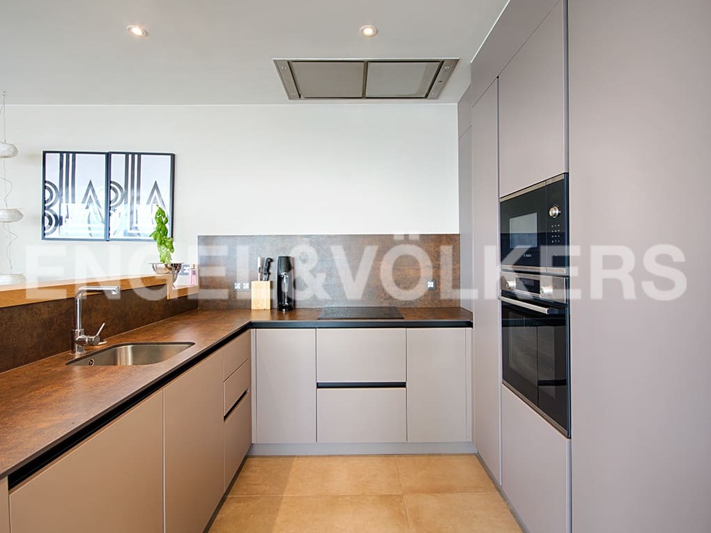 4 soveværelse Villa til salg i Roses med swimmingpool garage - € 1.790.000 (Ref: 9005628)