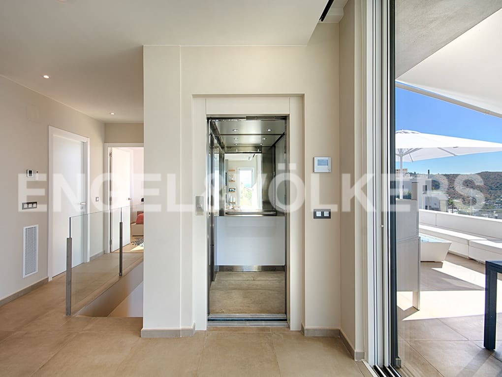 4 soveværelse Villa til salg i Roses med swimmingpool garage - € 1.790.000 (Ref: 9005628)