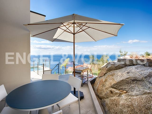 4 quarto Moradia para venda em Roses com piscina garagem - 1 790 000 € (Ref: 9005628)