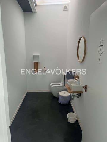 Erhverv til salg i Avinyonet de Puigventós med garage - € 550.000 (Ref: 9005632)