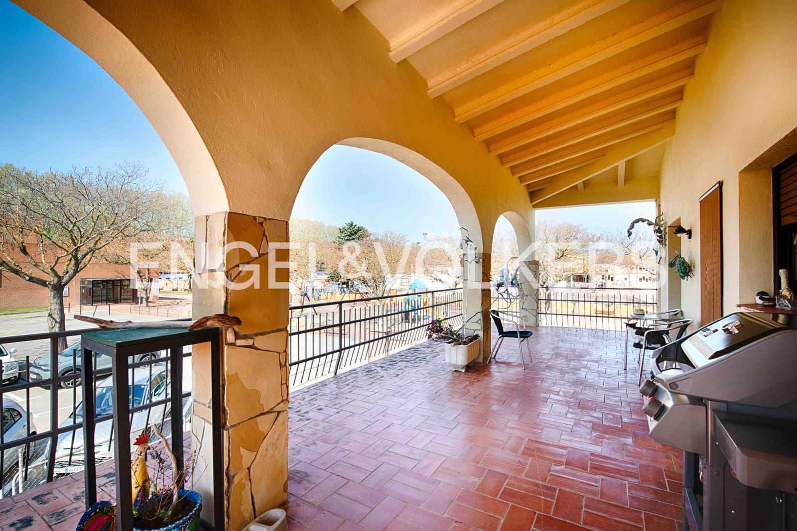 5 slaapkamer Bungalow te koop in Castello d'Empuries met garage - € 355.000 (Ref: 9005633)