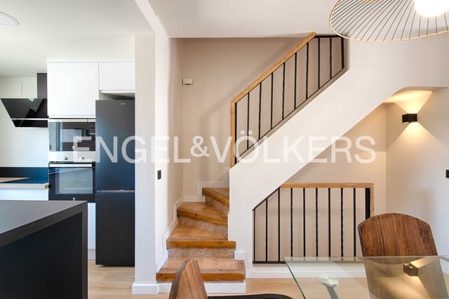 3 soverom Rekkehus til salgs i Empuriabrava, Castelló d'Empúries med garasje - € 525 000 (Ref: 9005634)