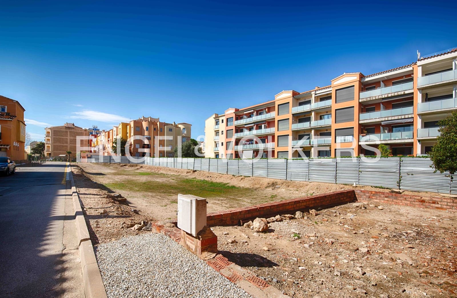 Mark till salu i Empuriabrava - 2 500 000 € (Ref: 9005635)