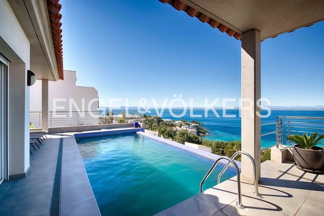 4 soverom Villa til salgs i Roses med svømmebasseng garasje - € 1 950 000 (Ref: 9005636)