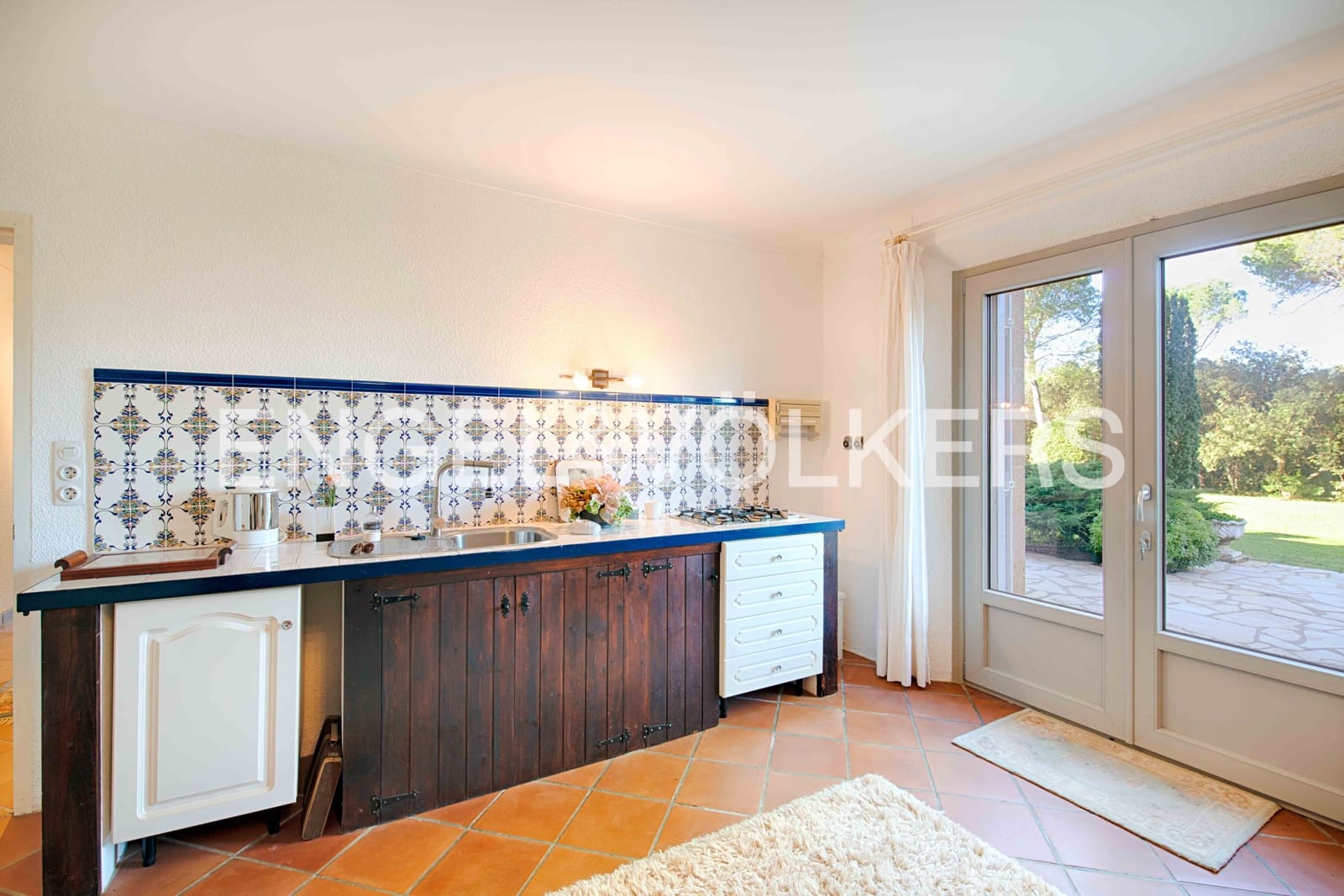 7 soveværelse Finca/Landehus til salg i Navata med swimmingpool garage - € 1.520.000 (Ref: 9005639)