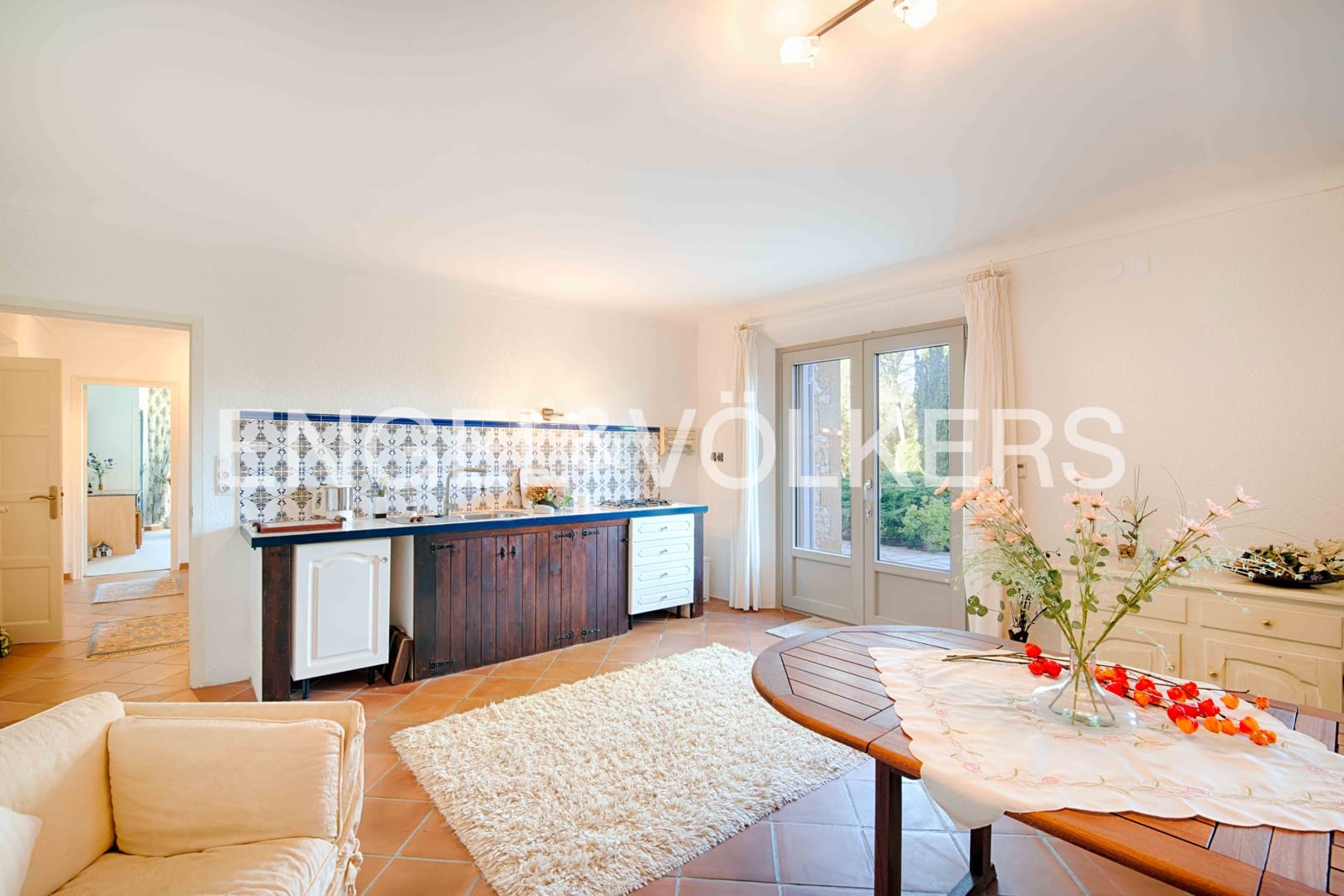 7 soveværelse Finca/Landehus til salg i Navata med swimmingpool garage - € 1.520.000 (Ref: 9005639)