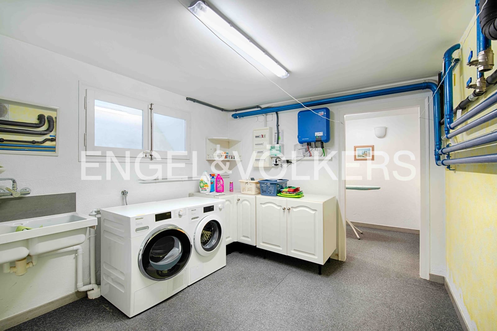 7 soveværelse Finca/Landehus til salg i Navata med swimmingpool garage - € 1.520.000 (Ref: 9005639)