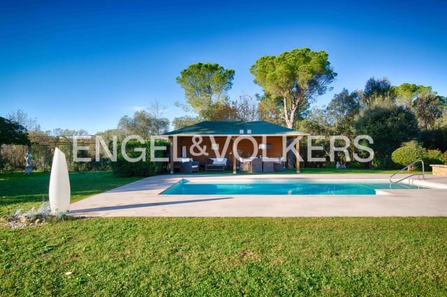 7 quarto Quinta/Casa Rural para venda em Navata com piscina garagem - 1 520 000 € (Ref: 9005639)