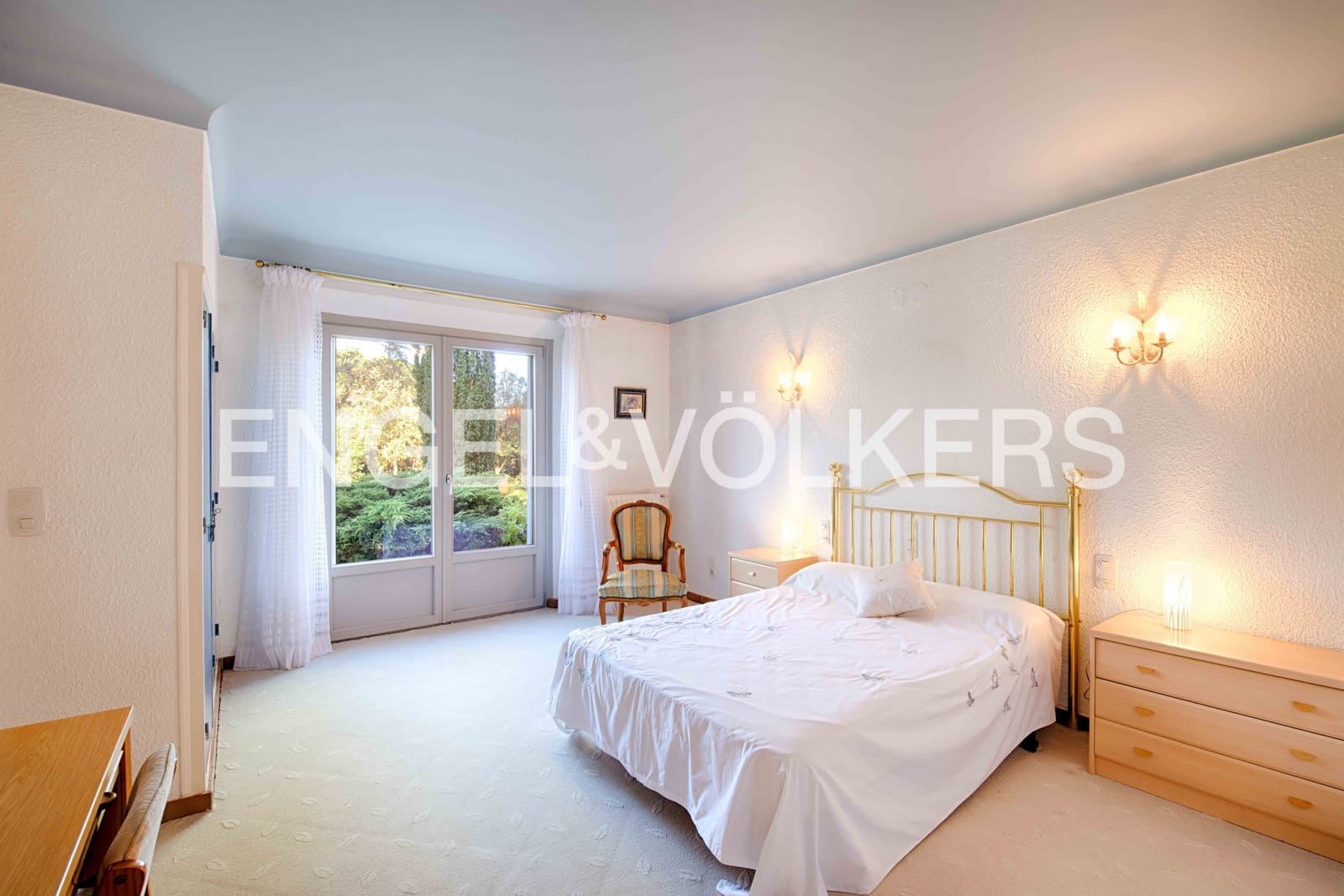 7 soveværelse Finca/Landehus til salg i Navata med swimmingpool garage - € 1.520.000 (Ref: 9005639)