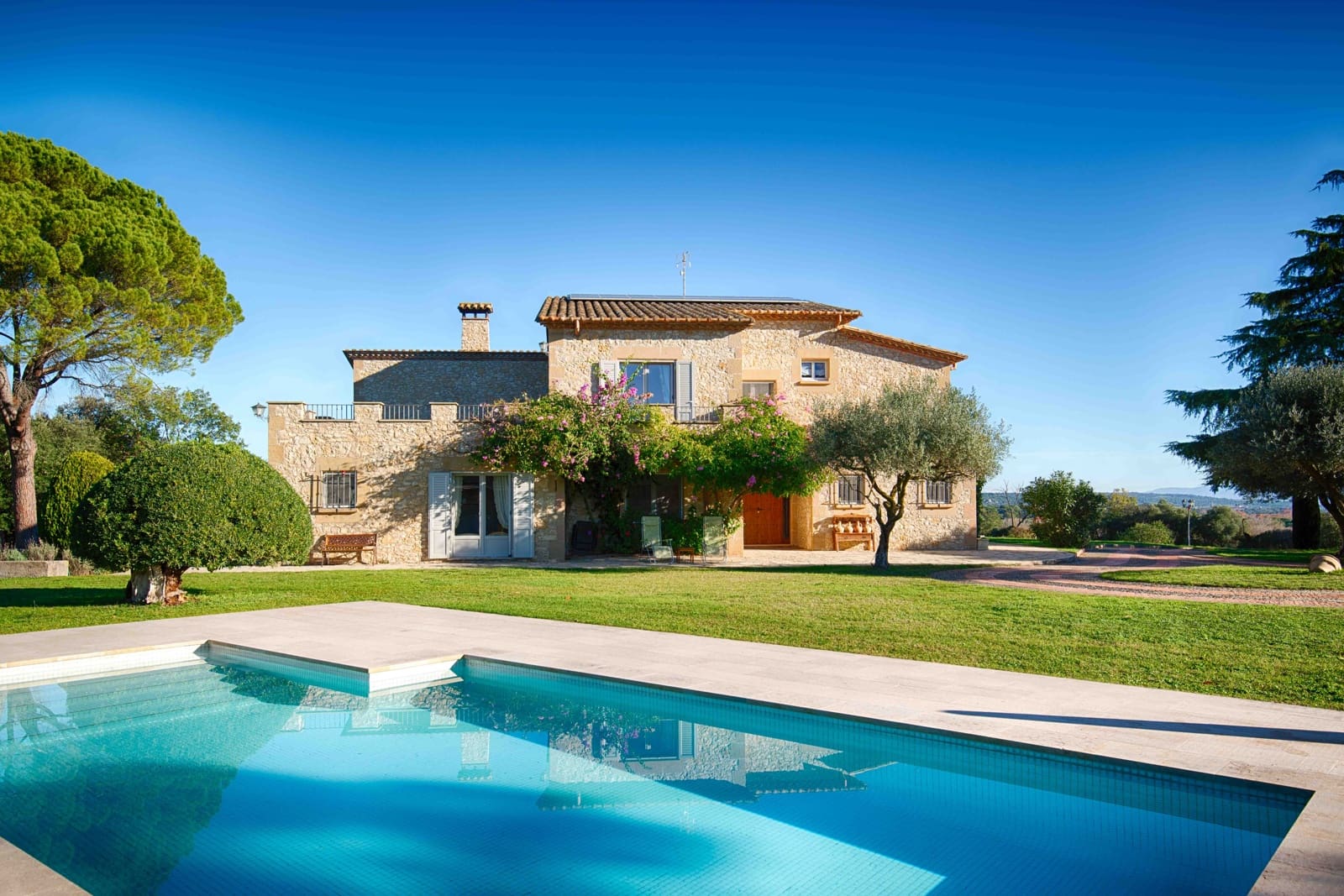 7 soveværelse Finca/Landehus til salg i Navata med swimmingpool garage - € 1.520.000 (Ref: 9005639)