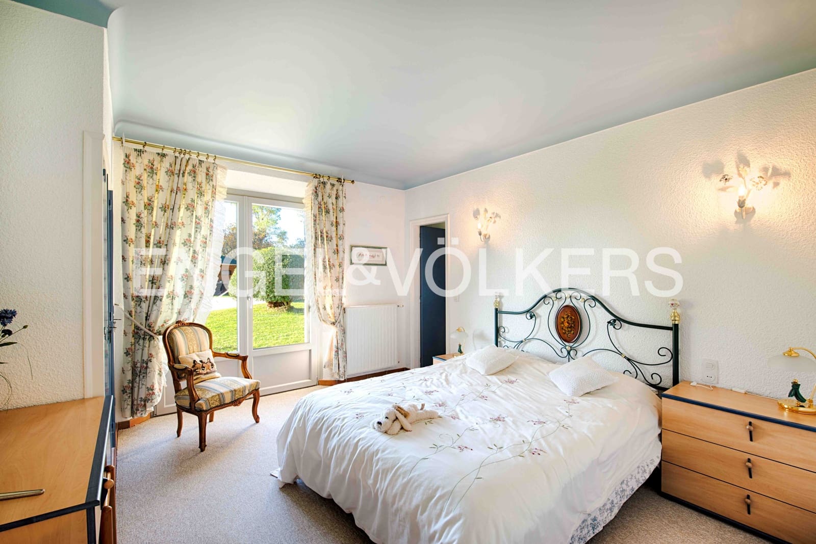 7 soveværelse Finca/Landehus til salg i Navata med swimmingpool garage - € 1.520.000 (Ref: 9005639)