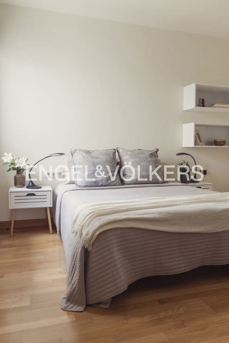 4 soveværelse Lejlighed til salg i Figueres med garage - € 450.000 (Ref: 9005640)