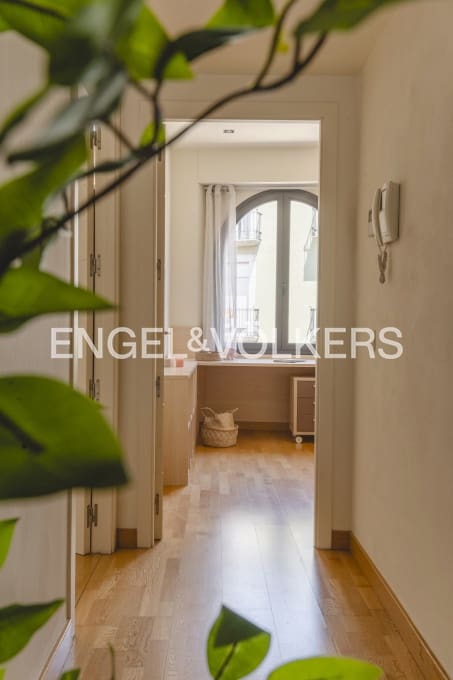 4 soveværelse Lejlighed til salg i Figueres med garage - € 450.000 (Ref: 9005640)