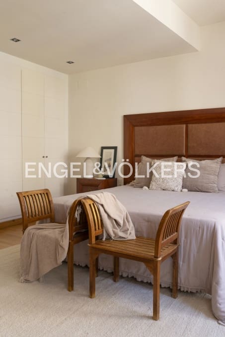 4 soveværelse Lejlighed til salg i Figueres med garage - € 450.000 (Ref: 9005640)