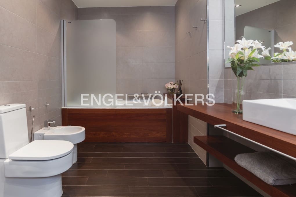 4 soveværelse Lejlighed til salg i Figueres med garage - € 450.000 (Ref: 9005640)