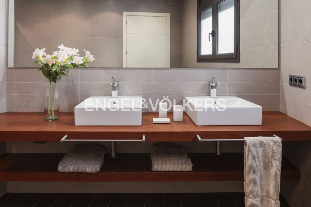 4 soveværelse Lejlighed til salg i Figueres med garage - € 450.000 (Ref: 9005640)