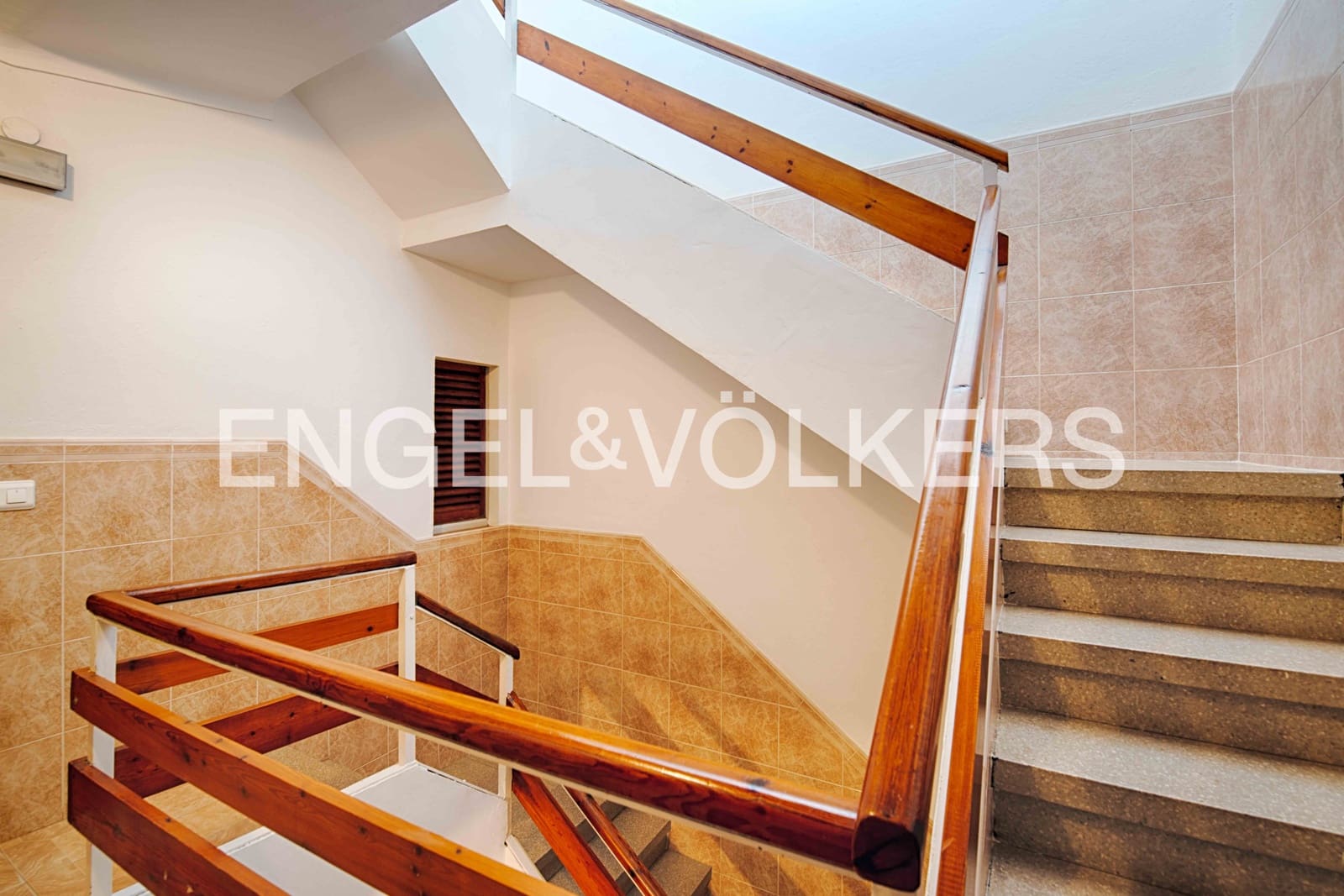 18 soveværelse Rækkehus til salg i El Port de la Selva - € 1.500.000 (Ref: 9005642)