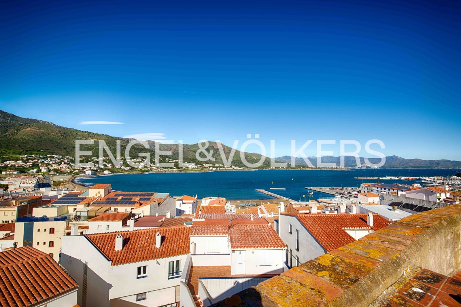 18 soveværelse Rækkehus til salg i El Port de la Selva - € 1.500.000 (Ref: 9005642)