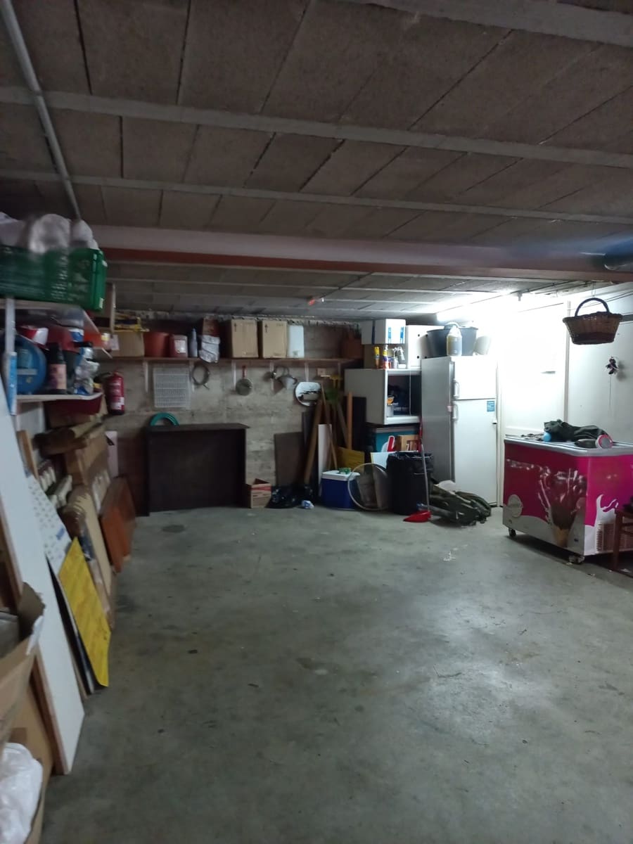 Garage til salg i Cadaques - € 195.000 (Ref: 9005643)