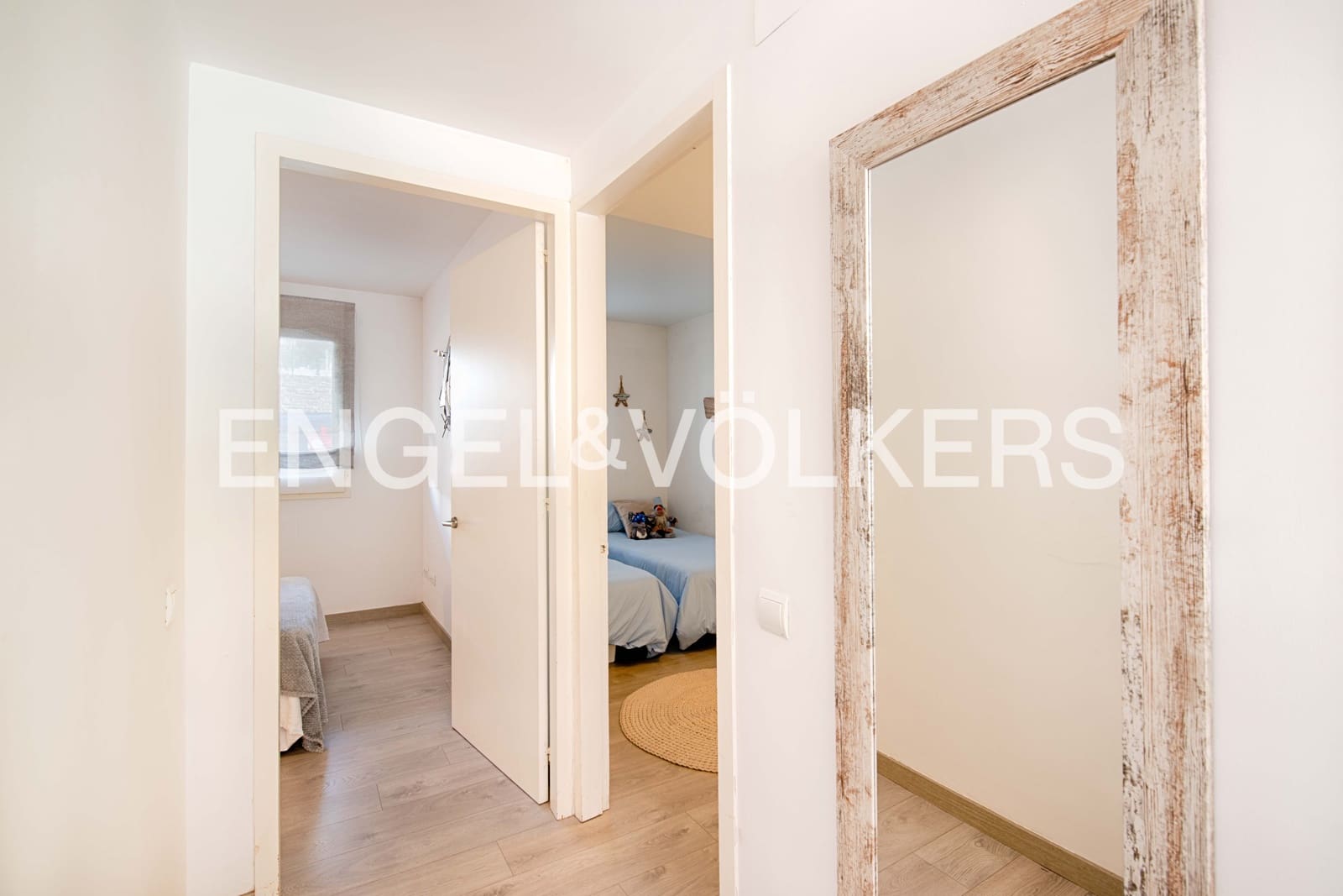 2 soveværelse Lejlighed til salg i Cadaques - € 465.000 (Ref: 9005644)