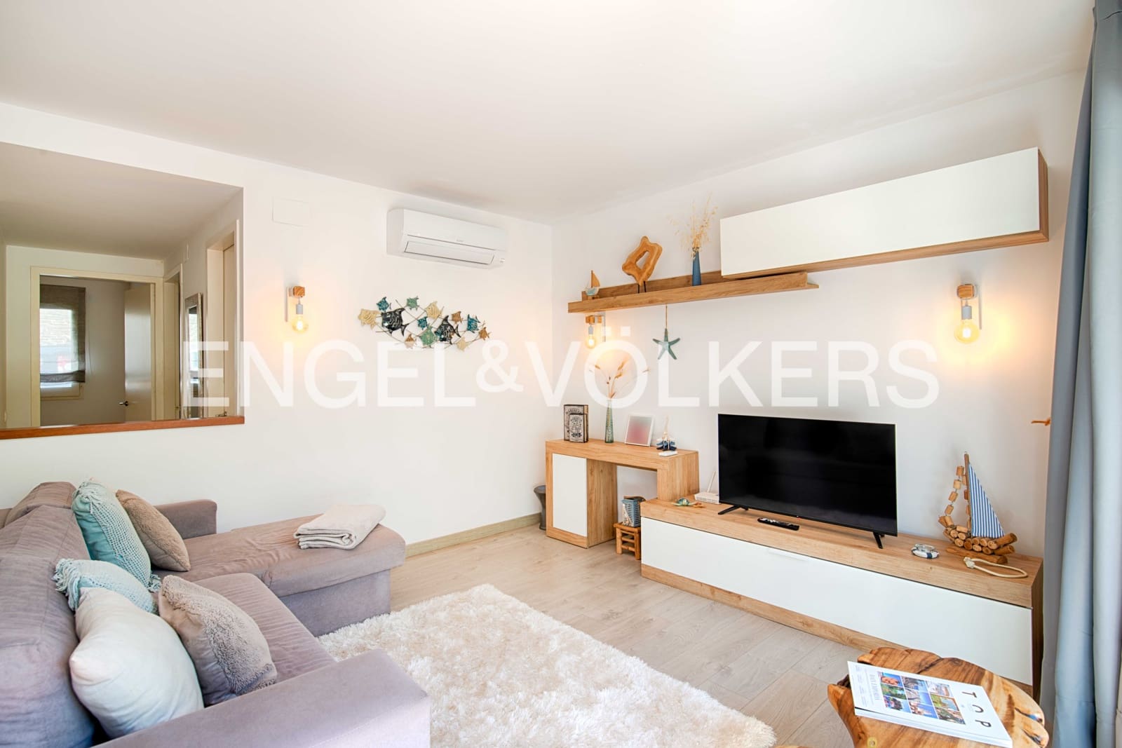 2 soveværelse Lejlighed til salg i Cadaques - € 465.000 (Ref: 9005644)