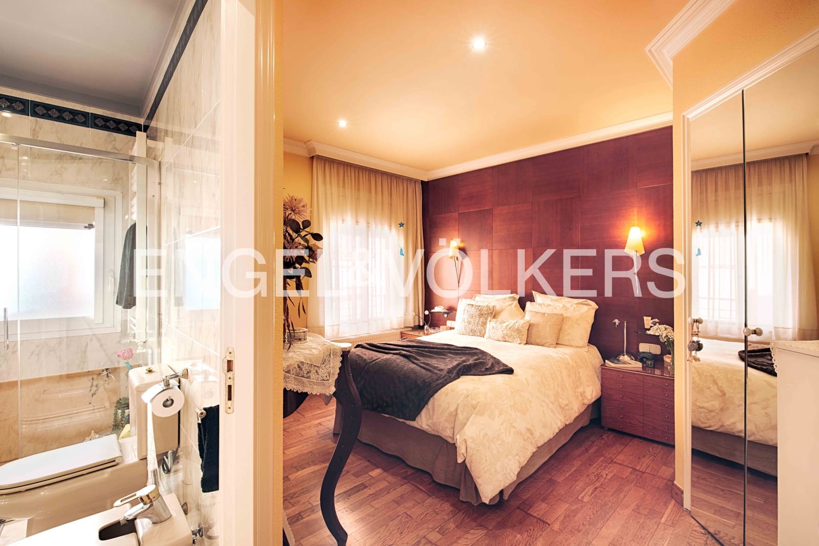 5 soveværelse Rækkehus til salg i Castello d'Empuries med garage - € 390.000 (Ref: 9005648)