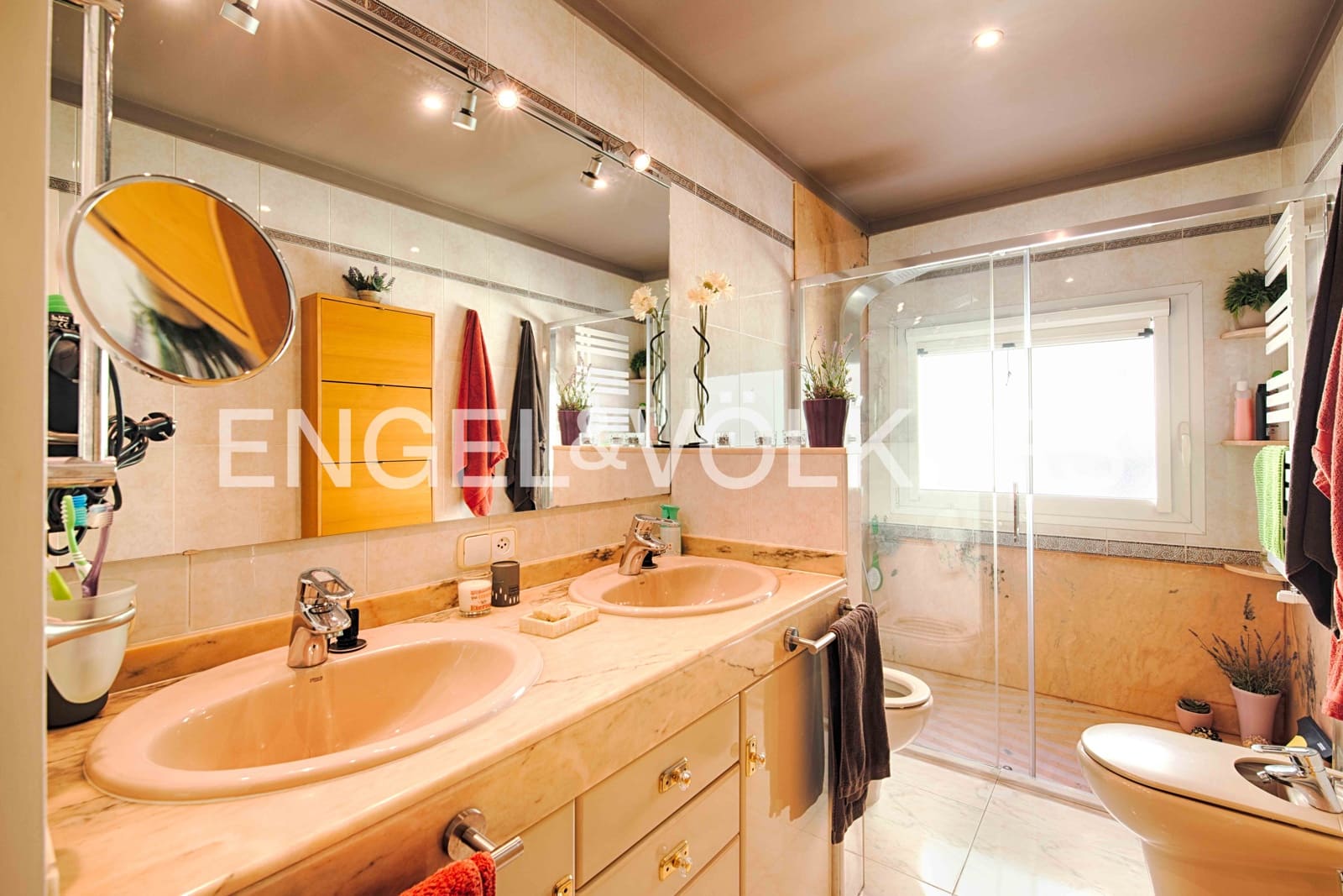 5 soveværelse Rækkehus til salg i Castello d'Empuries med garage - € 390.000 (Ref: 9005648)