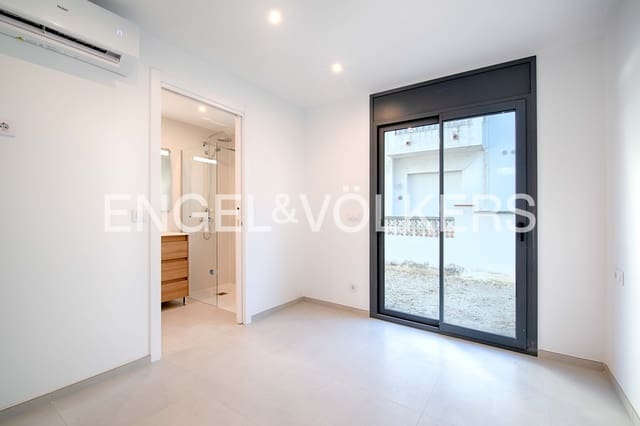 2 soverom Rekkehus til salgs i Empuriabrava, Castelló d'Empúries med garasje - € 299 000 (Ref: 9005649)