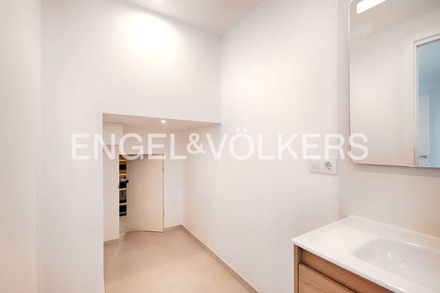 2 soverom Rekkehus til salgs i Empuriabrava, Castelló d'Empúries med garasje - € 299 000 (Ref: 9005649)