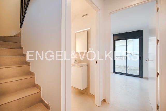 2 soverom Rekkehus til salgs i Empuriabrava, Castelló d'Empúries med garasje - € 299 000 (Ref: 9005649)