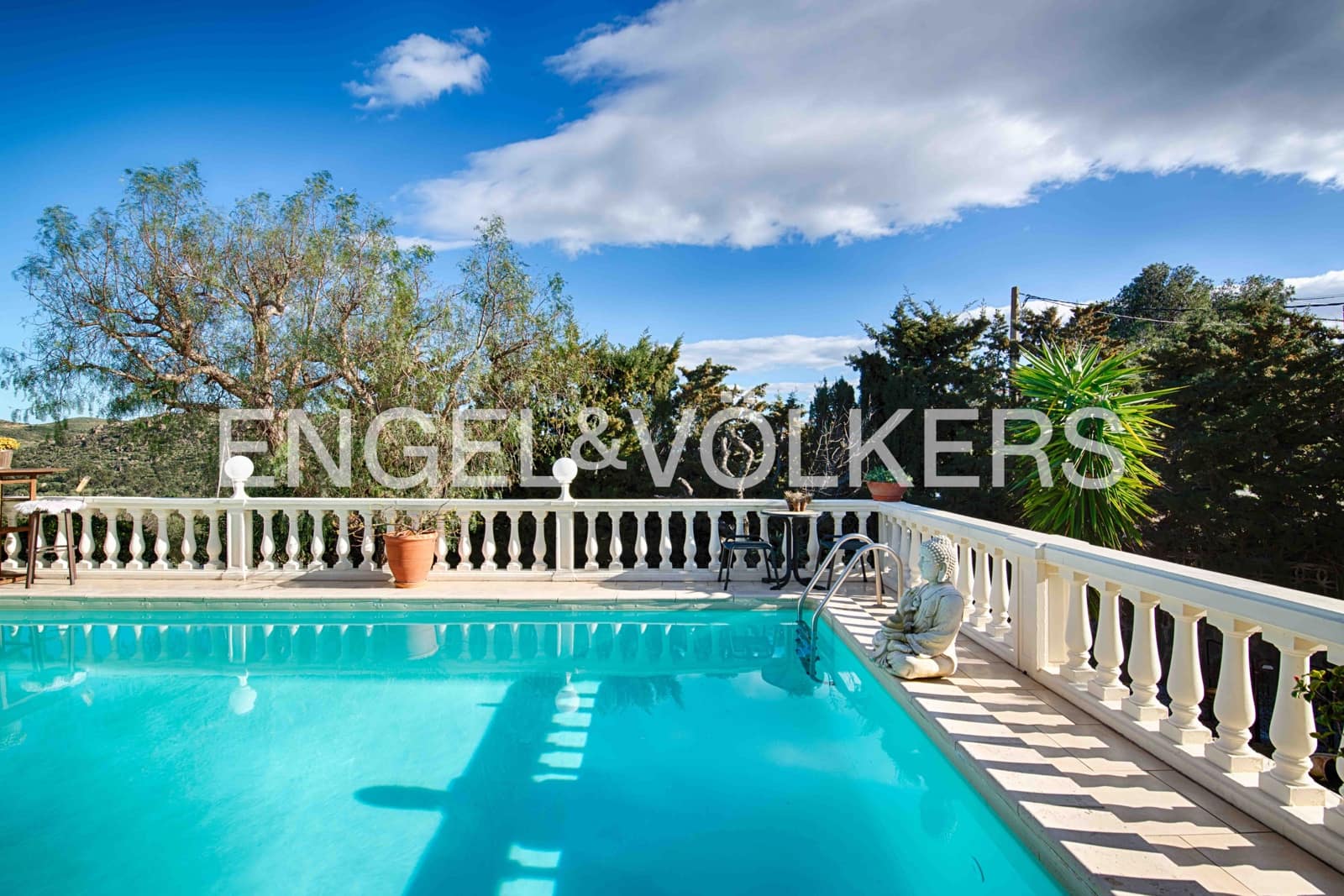 6 soverom Villa til salgs i Roses med svømmebasseng garasje - € 785 000 (Ref: 9005652)