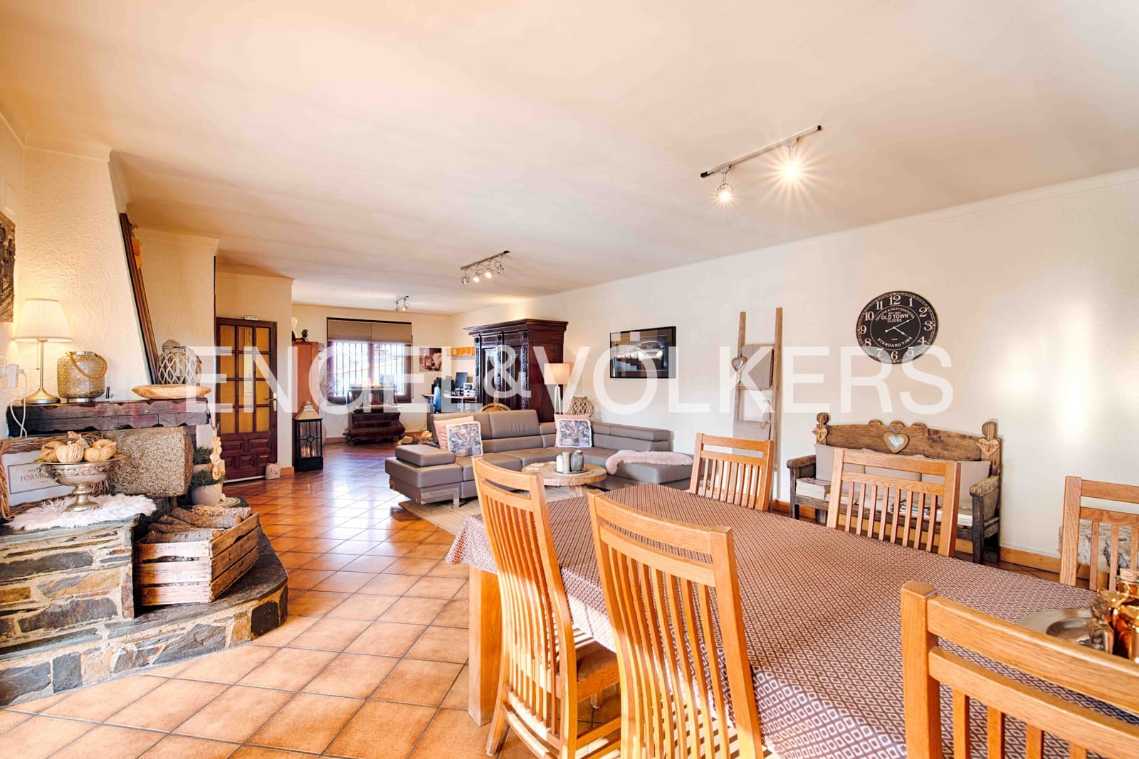 6 soverom Villa til salgs i Roses med svømmebasseng garasje - € 785 000 (Ref: 9005652)