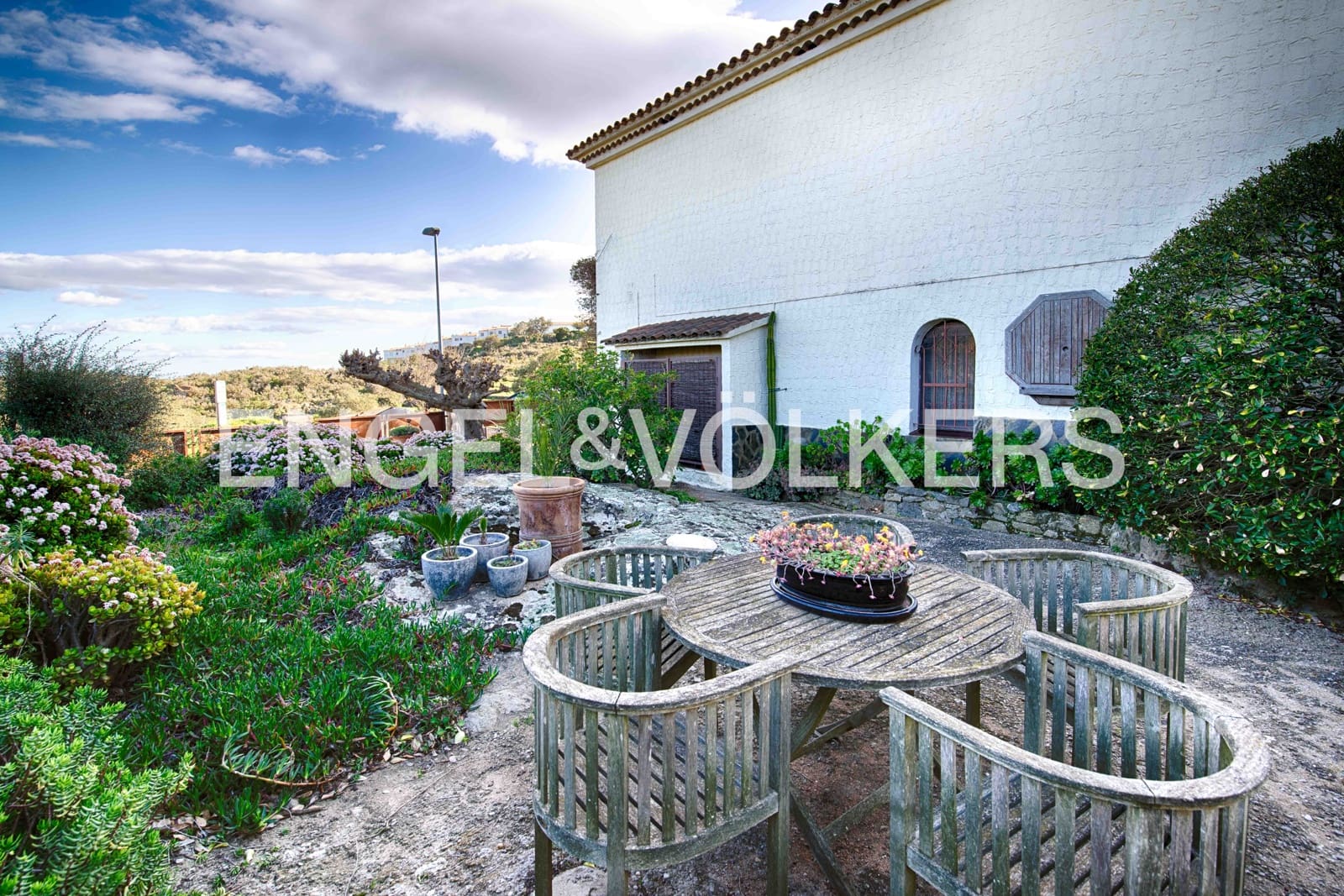 6 soverom Villa til salgs i Roses med svømmebasseng garasje - € 785 000 (Ref: 9005652)