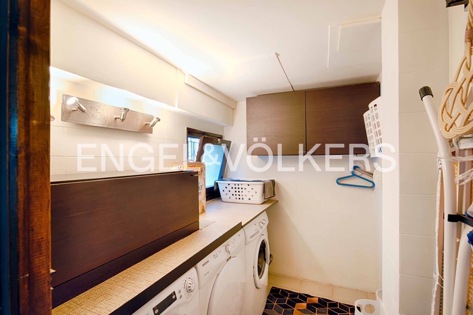 6 soverom Villa til salgs i Roses med svømmebasseng garasje - € 785 000 (Ref: 9005652)